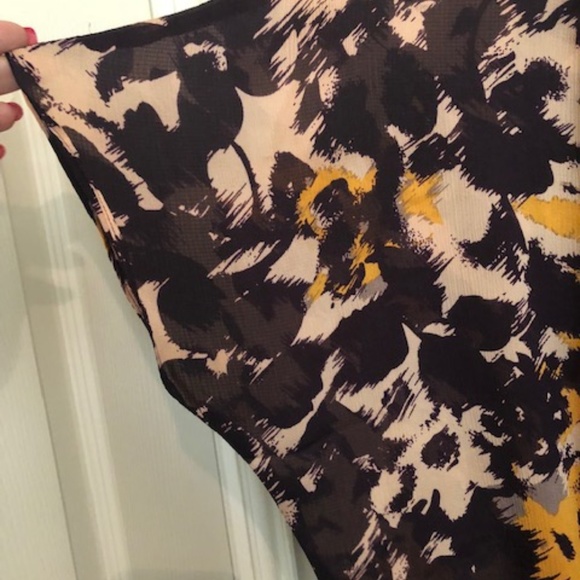 Top - Picture 3 of 3